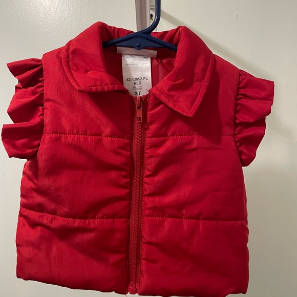 Bonnie Jean Girls' Red Puffer vest with ruffle sleeve size 3T - Picture 3 of 5